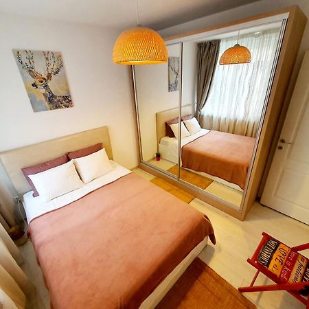 Downtown, Ideal For Longer Stays, Family Friendly Apartment - Nb73A Bucarest Esterno foto