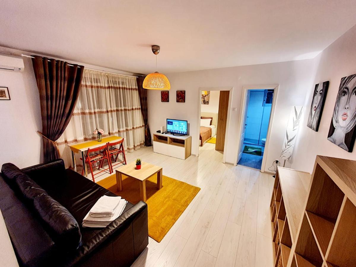 Downtown, Ideal For Longer Stays, Family Friendly Apartment - Nb73A Bucarest Esterno foto