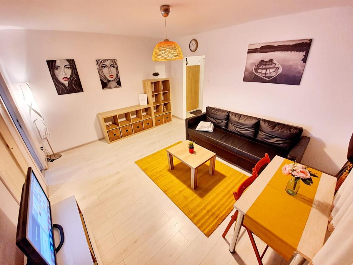 Downtown, Ideal For Longer Stays, Family Friendly Apartment - Nb73A Bucarest Esterno foto