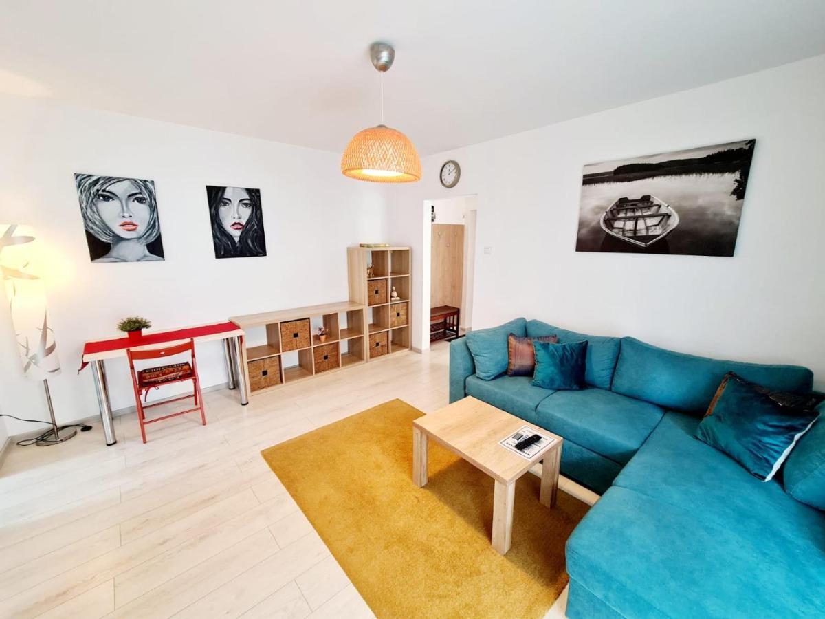 Downtown, Ideal For Longer Stays, Family Friendly Apartment - Nb73A Bucarest Esterno foto