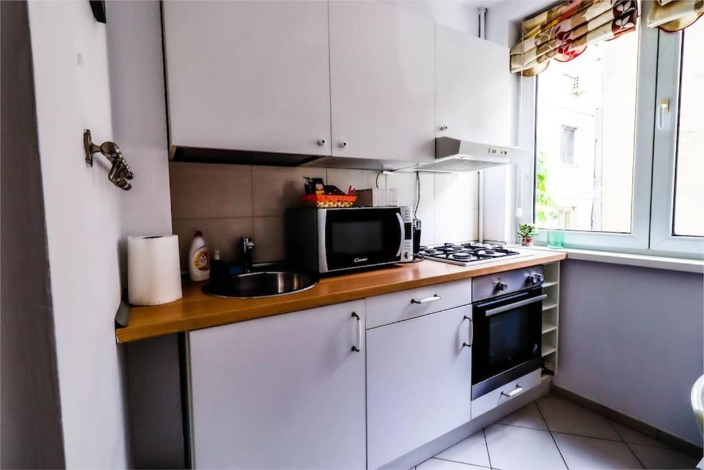 Downtown, Ideal For Longer Stays, Family Friendly Apartment - Nb73A Bucarest Esterno foto