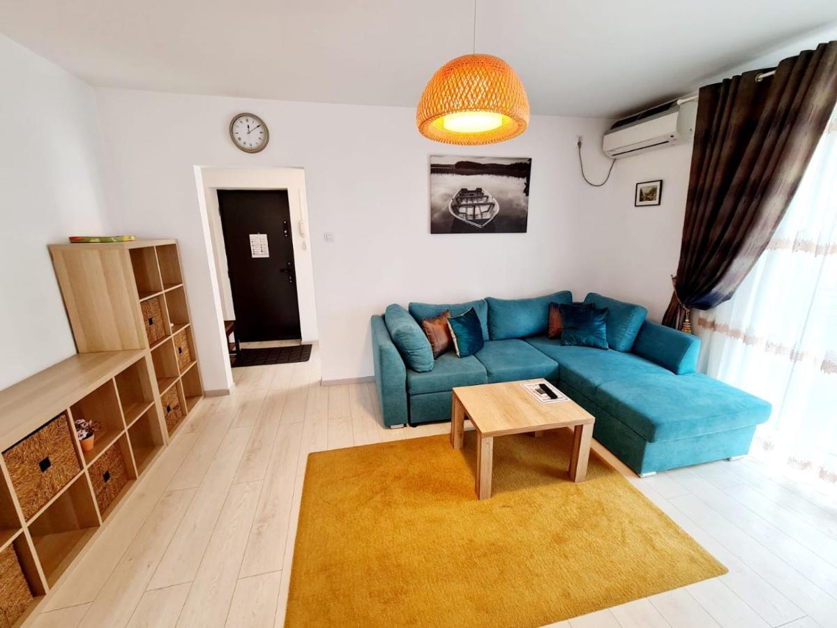 Downtown, Ideal For Longer Stays, Family Friendly Apartment - Nb73A Bucarest Esterno foto
