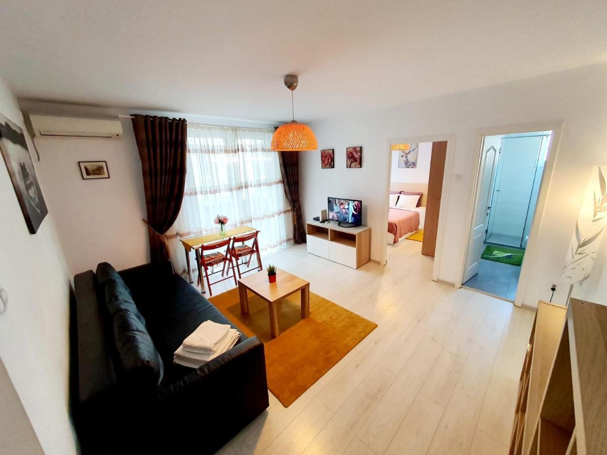 Downtown, Ideal For Longer Stays, Family Friendly Apartment - Nb73A Bucarest Esterno foto