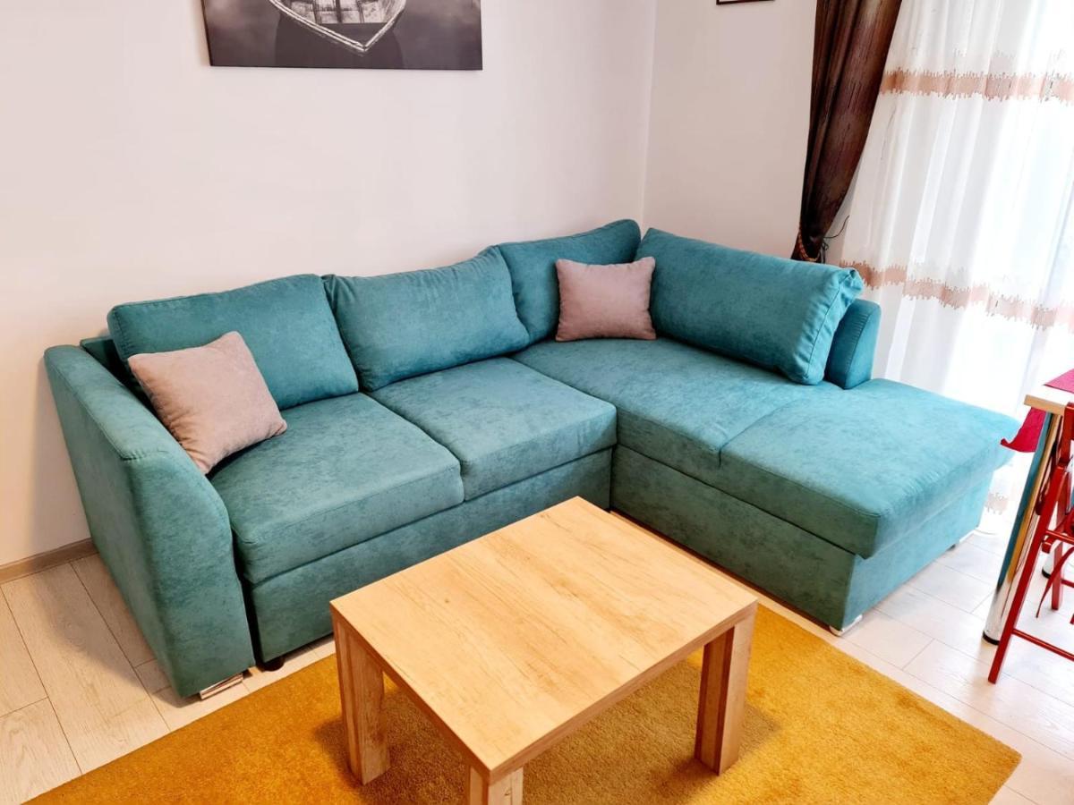 Downtown, Ideal For Longer Stays, Family Friendly Apartment - Nb73A Bucarest Esterno foto