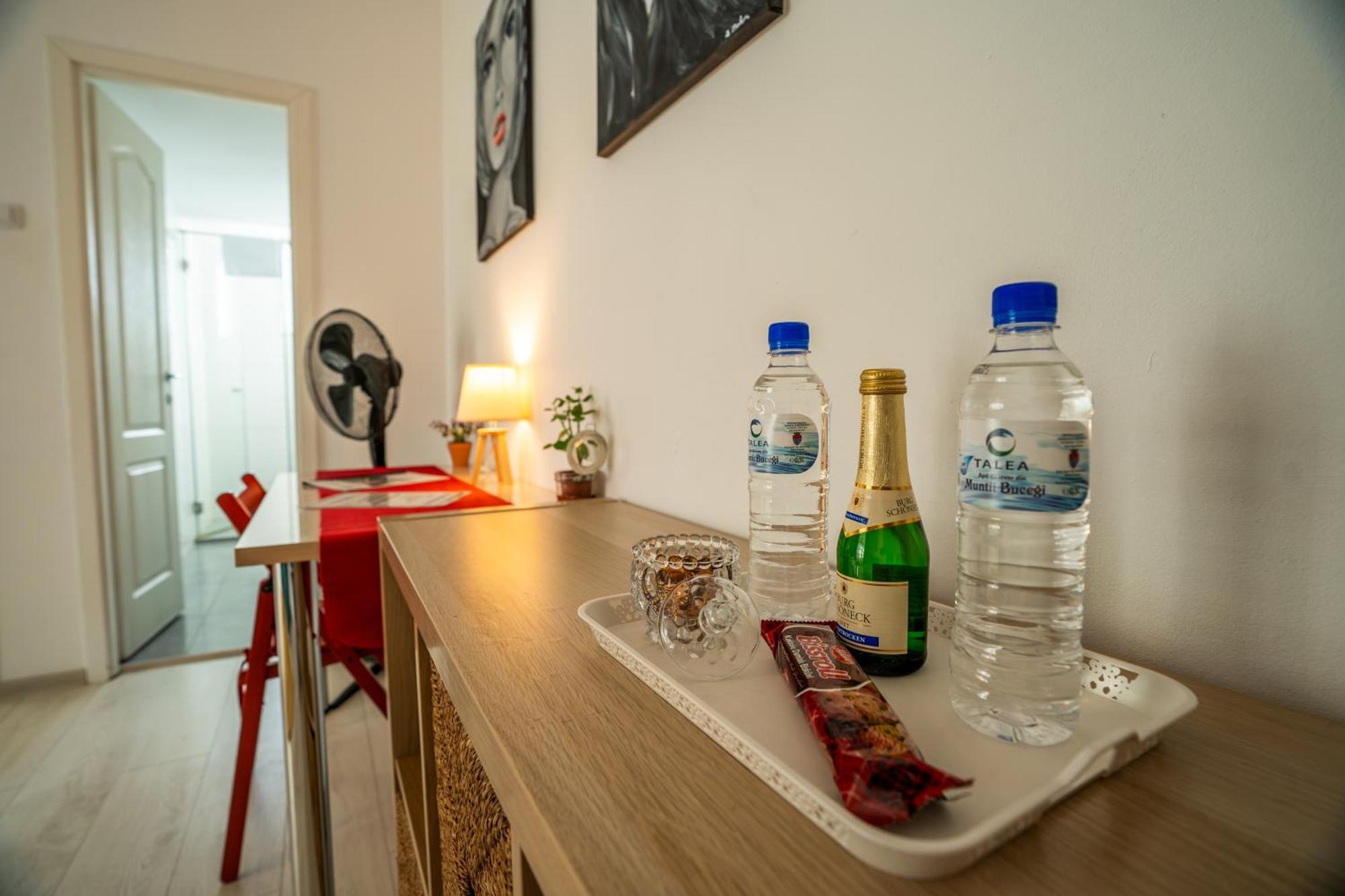 Downtown, Ideal For Longer Stays, Family Friendly Apartment - Nb73A Bucarest Esterno foto